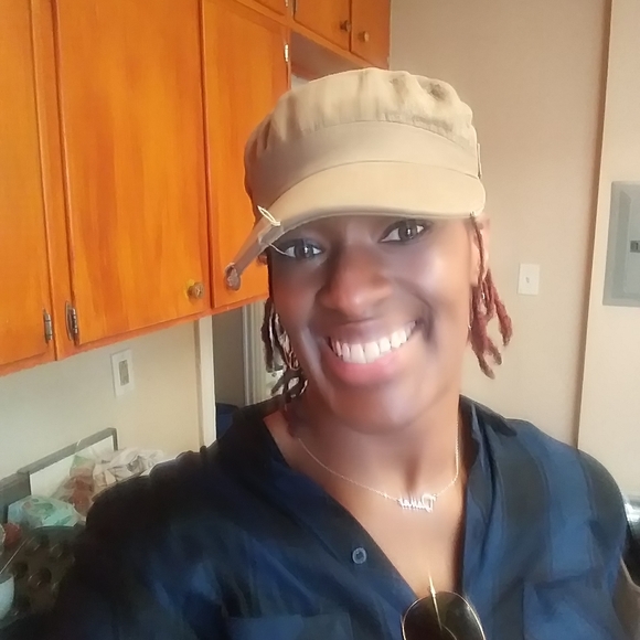 Meet your Posher, Dana - Picture 10 of 16